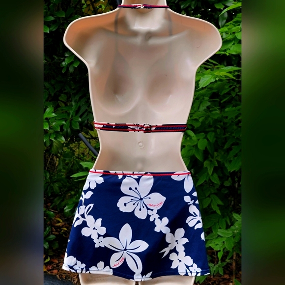 Women's Two Piece Halter, Skirted Swimsuit..."Swim"...by Tommy Hilfiger - Picture 2 of 3